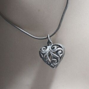 Sterling Silver Old Fillagree Heart Open Work Puffy Cage Style